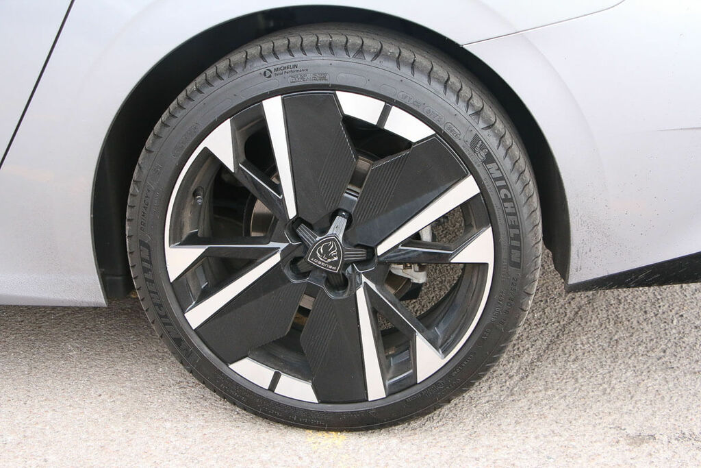 Peugeot 308 1.2 Hybrid 136 Gt E-dsc6 White #14
