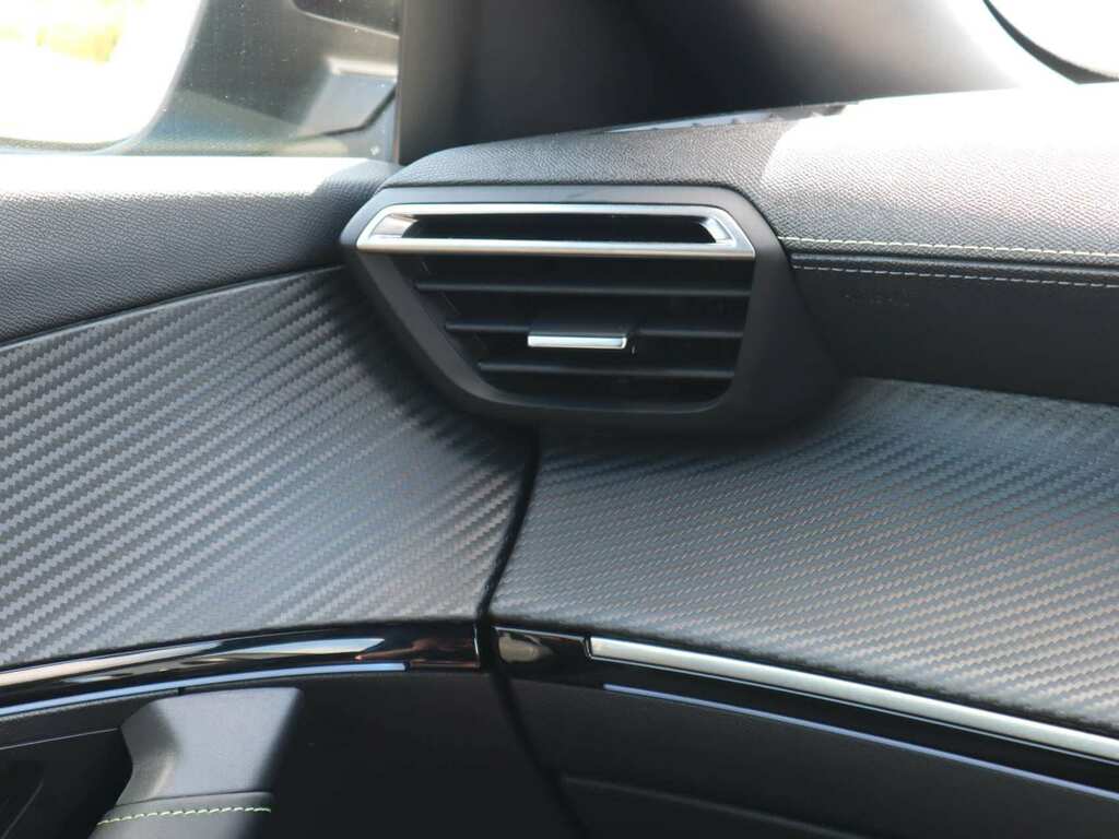 Peugeot e-2008 50Kwh Allure Suv 7Kw Charger #39