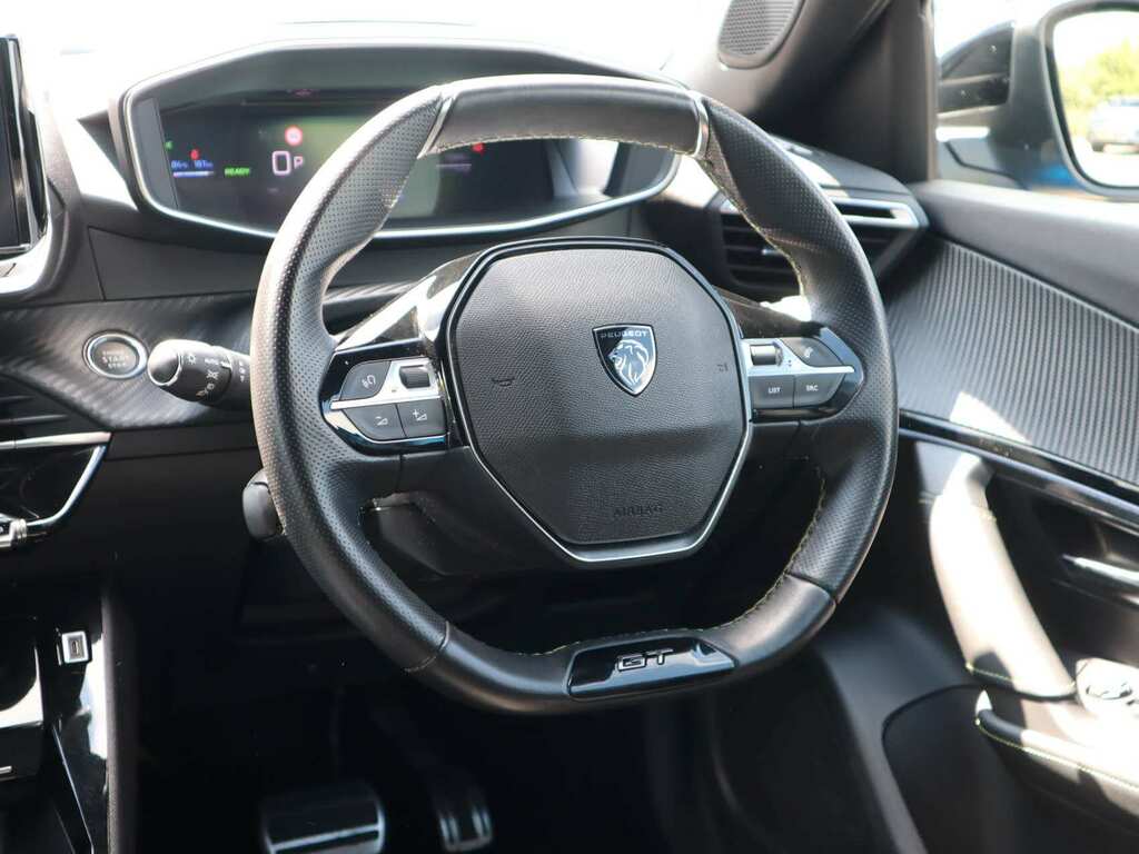 Peugeot e-2008 50Kwh Allure Suv 7Kw Charger #37