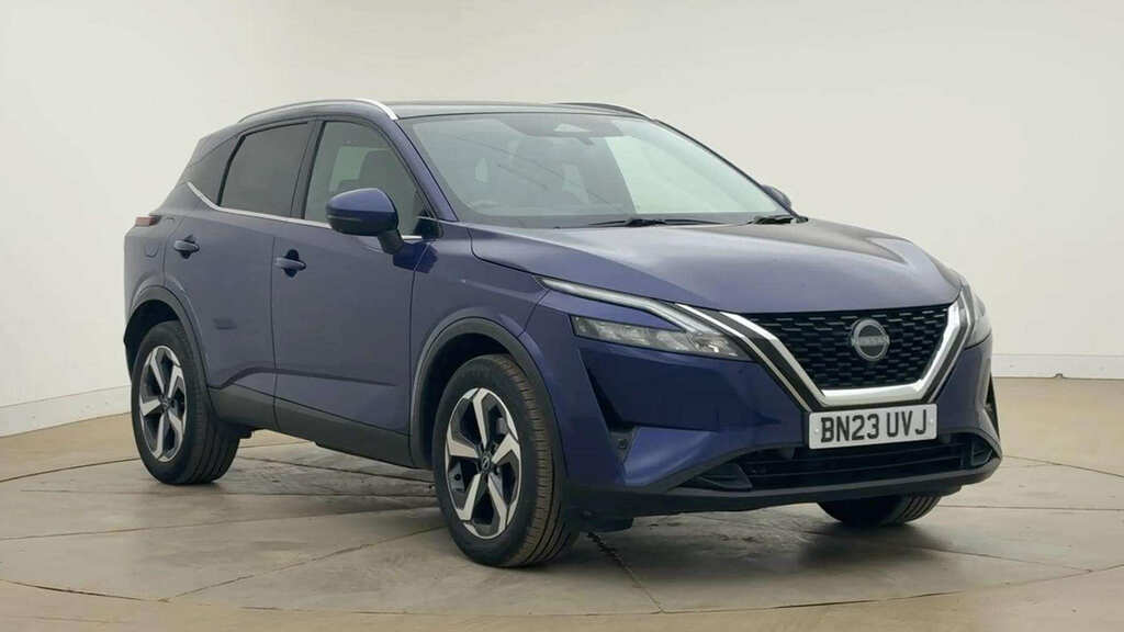 Nissan Qashqai 1.3 Dig-t Mh 158 N-connecta Xtronic Blue