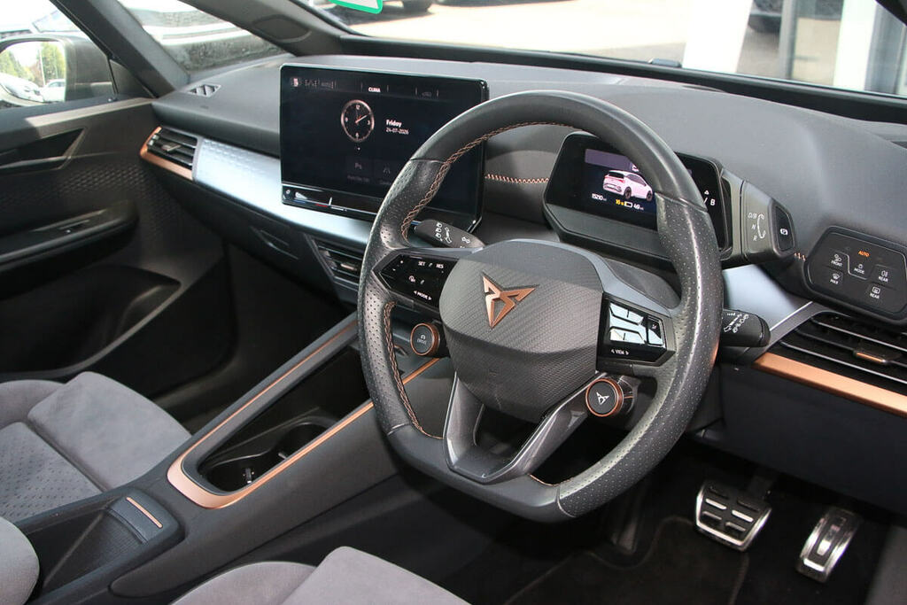 Cupra Born 169Kw E-boost V3 58Kwh KY74GZK Silver #6