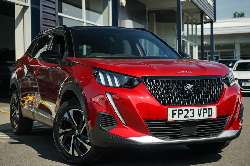 Peugeot 2008 1.2 Puretech 130 Gt Eat8 Red