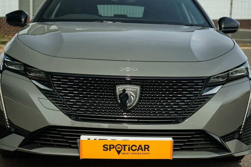 Peugeot 308 1.2 Hybrid 136 Gt E-dsc6 Grey #5