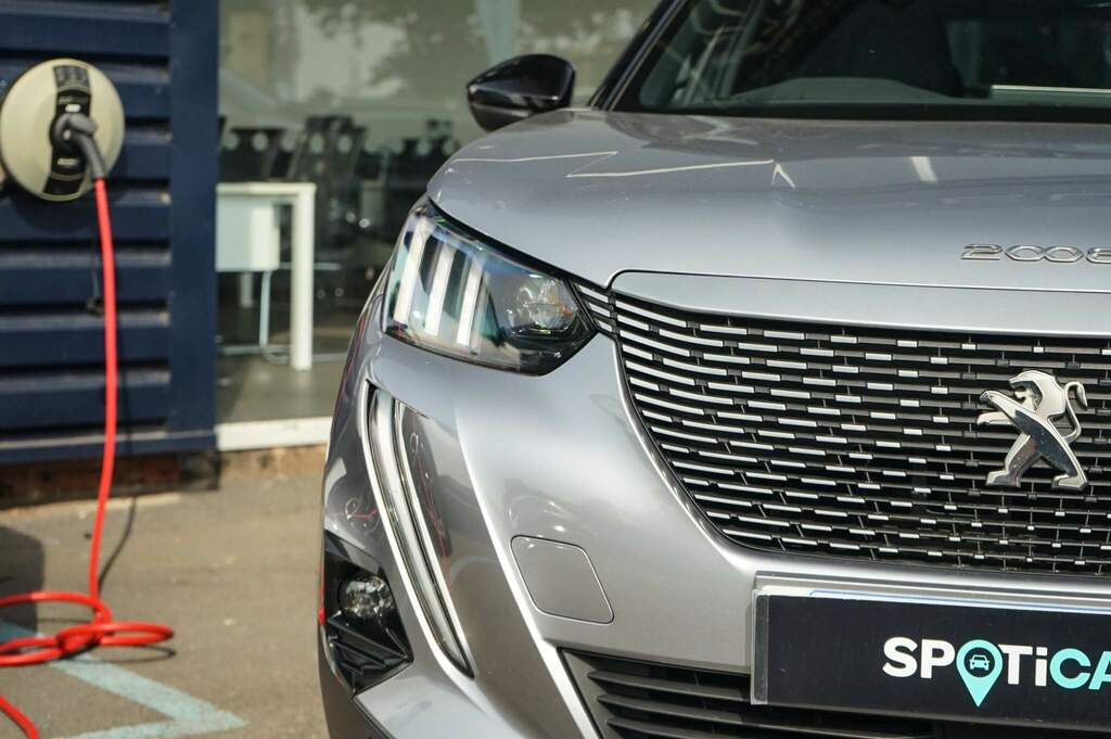 Peugeot e-2008 100Kw Gt 50Kwh CY72EDL Grey #6