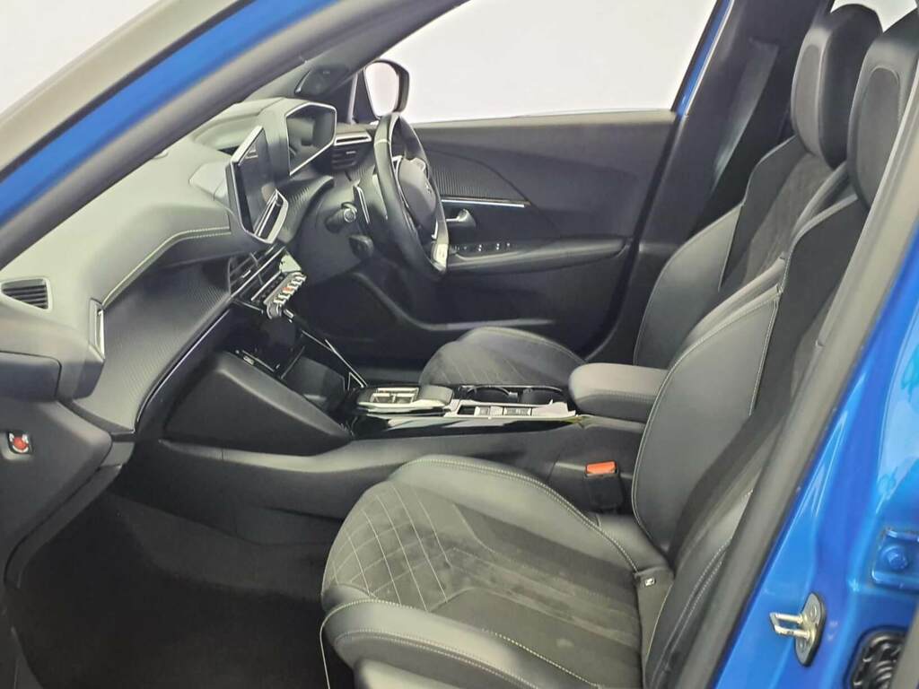 Peugeot 2008 1.2 Puretech 130 Gt Premium Eat8 Orange #10