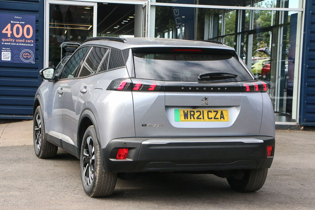 Peugeot e-2008 100Kw Allure 50Kwh Grey #4
