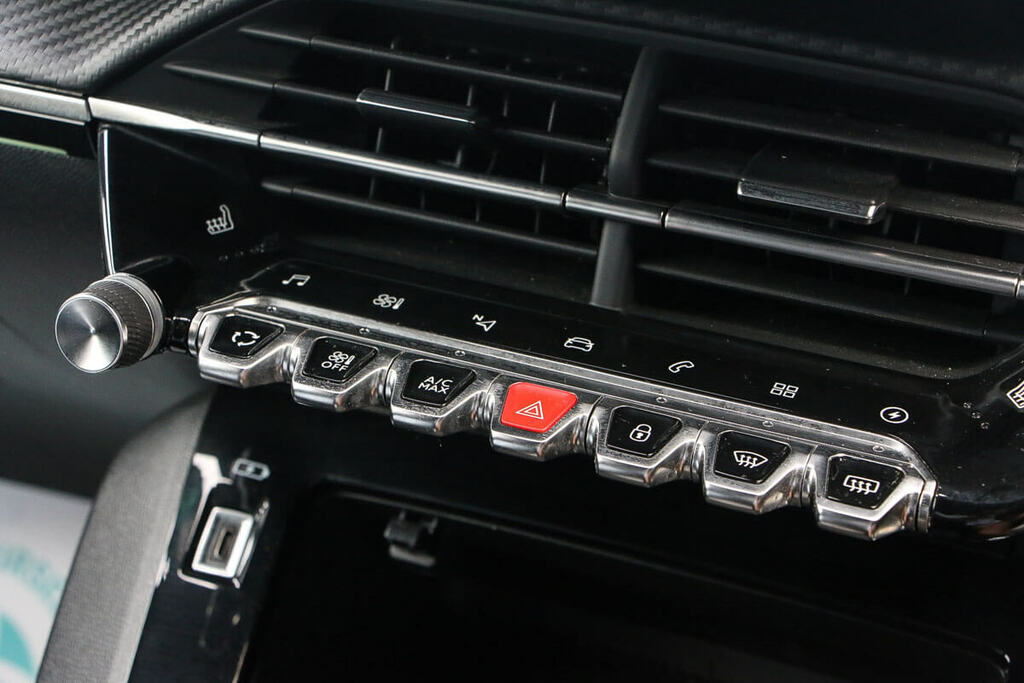 Peugeot e-2008 100Kw Gt 50Kwh MF72TJZ Grey #6