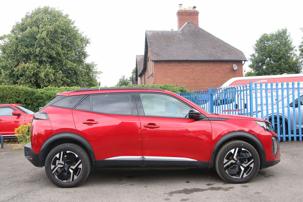 Peugeot 2008 1.2 Puretech 130 Allure FL24ZTD Red #4