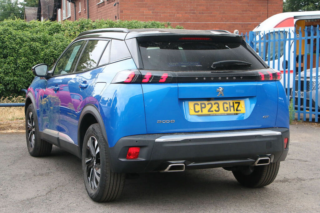 Peugeot 2008 1.2 Puretech 130 Gt Eat8 CP23GHZ Blue #2