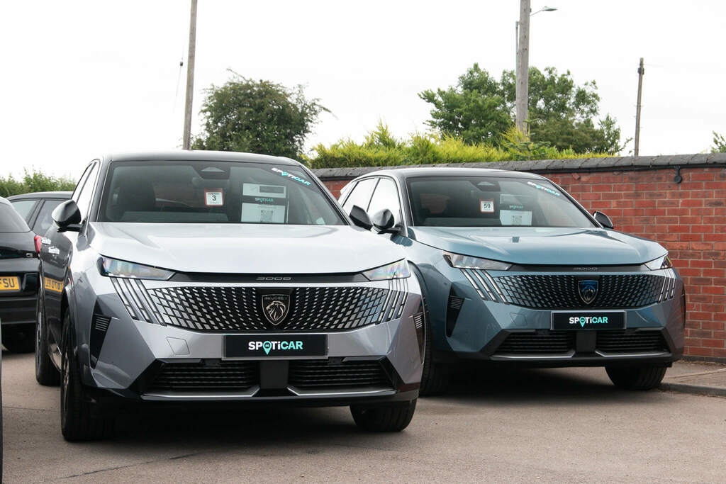 Peugeot 2008 1.2 Puretech 130 Allure Grey #3