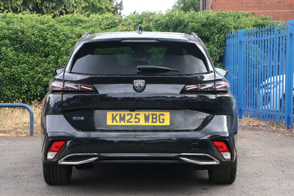 Peugeot 308 1.2 Hybrid 136 Gt E-dsc6 KM25WBG Black #2