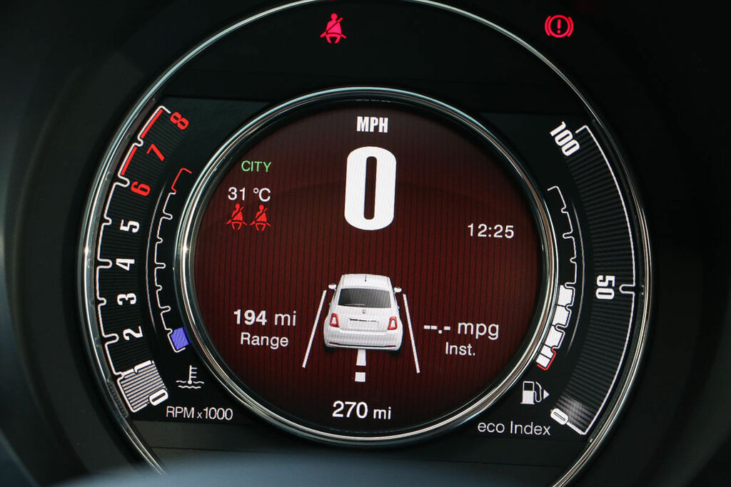 Fiat 500 Manual White #13