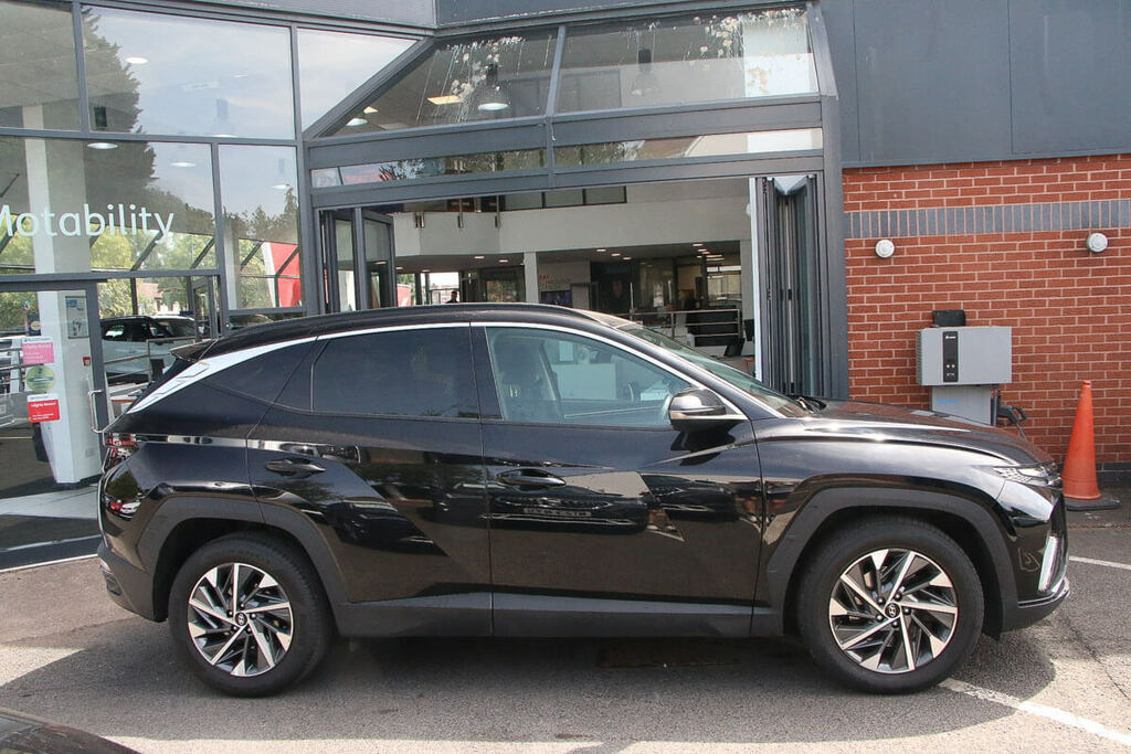 Hyundai Tucson 1.6 Tgdi Premium 2Wd FY23XDL Black #4