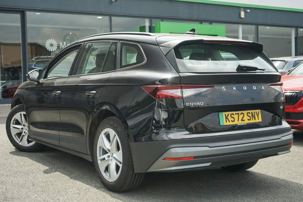 Skoda ENYAQ 132Kw 60 Ecosuite 62Kwh 120Kw Black #3