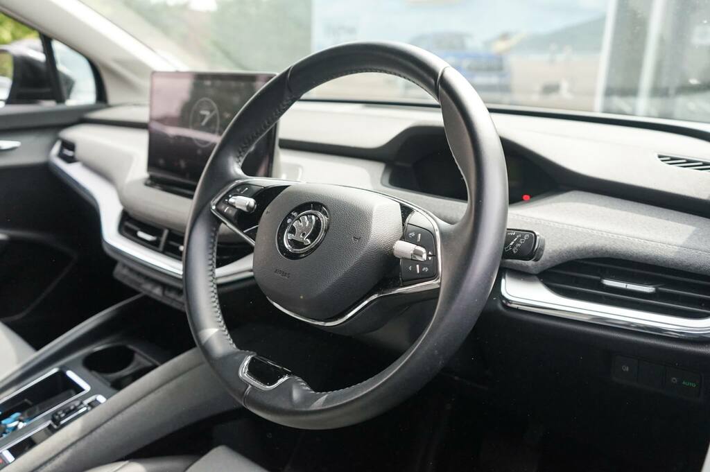 Skoda ENYAQ 132Kw 60 Ecosuite 62Kwh 120Kw Black #6