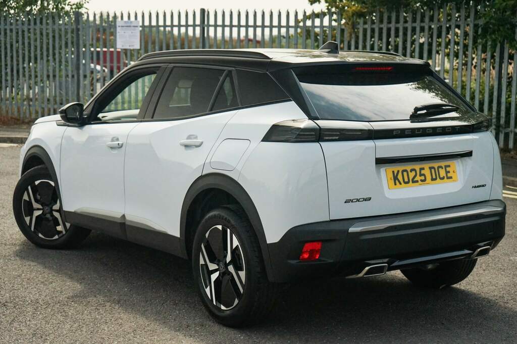 Peugeot 2008 1.2 Hybrid 145 Gt E-dsc6 White #2