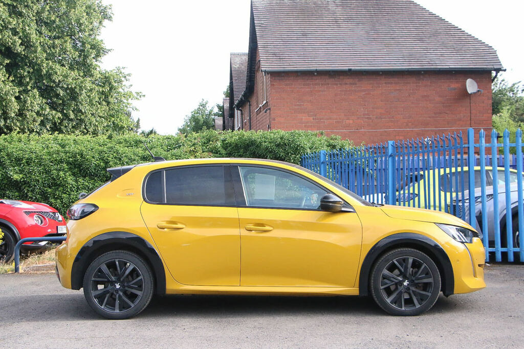 Peugeot 208 1.2 Puretech 100 Gt BD23DFU Yellow #3