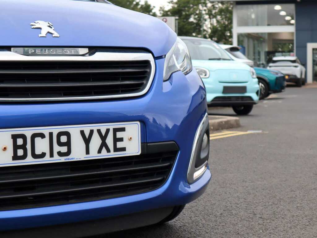 Peugeot 108  Purple #19