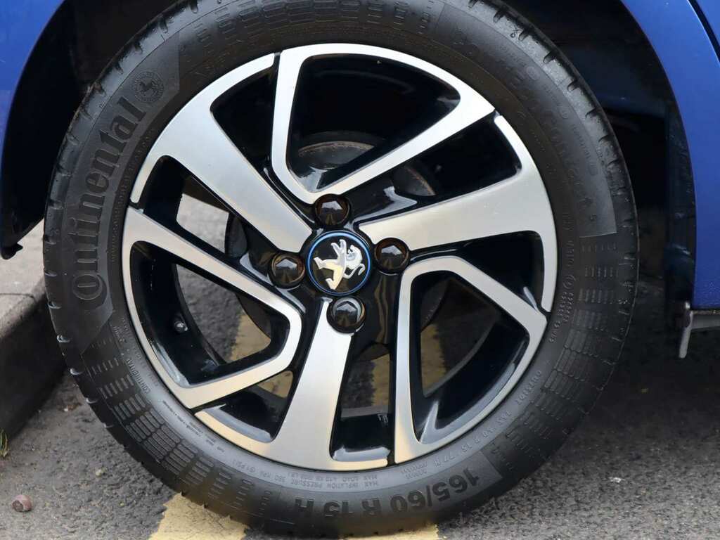 Peugeot 108  Purple #22