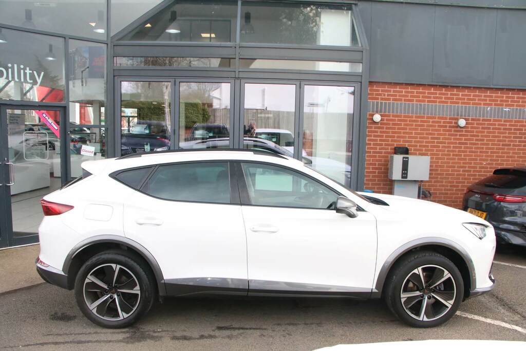 Cupra Formentor 1.5 Tsi 150 V1 White #4