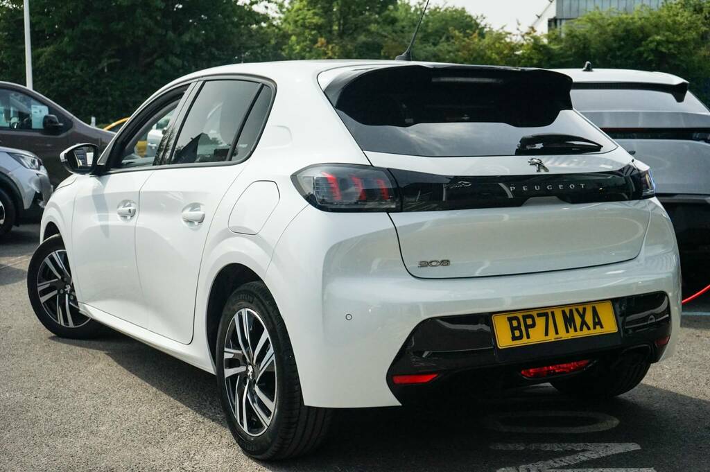 Peugeot 208 1.2L Puretech 130 Eat8 Ss 8-Speed White #2