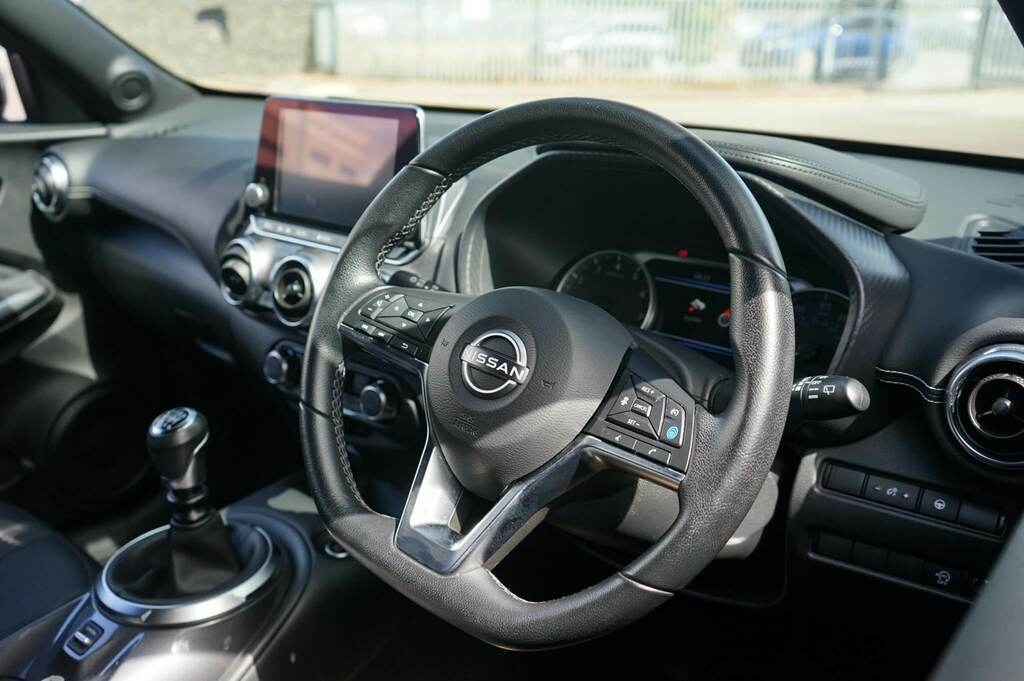 Nissan Juke 1.0 Dig-t 114 Tekna Grey #6