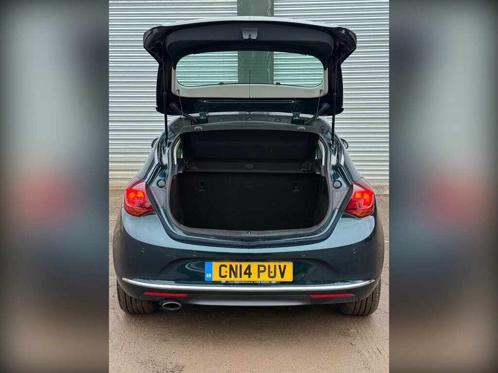 Vauxhall Astra 1.6 16V Elite Sports Tourer Euro 5 Green #44