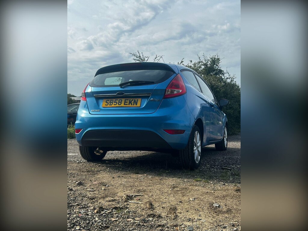 Ford Fiesta 1.25 Zetec Hatchback 133 Gkm, Silver #30