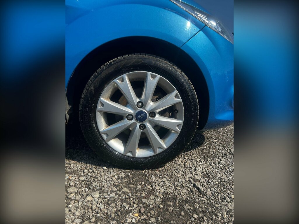 Ford Fiesta 1.25 Zetec Hatchback 133 Gkm, Silver #22