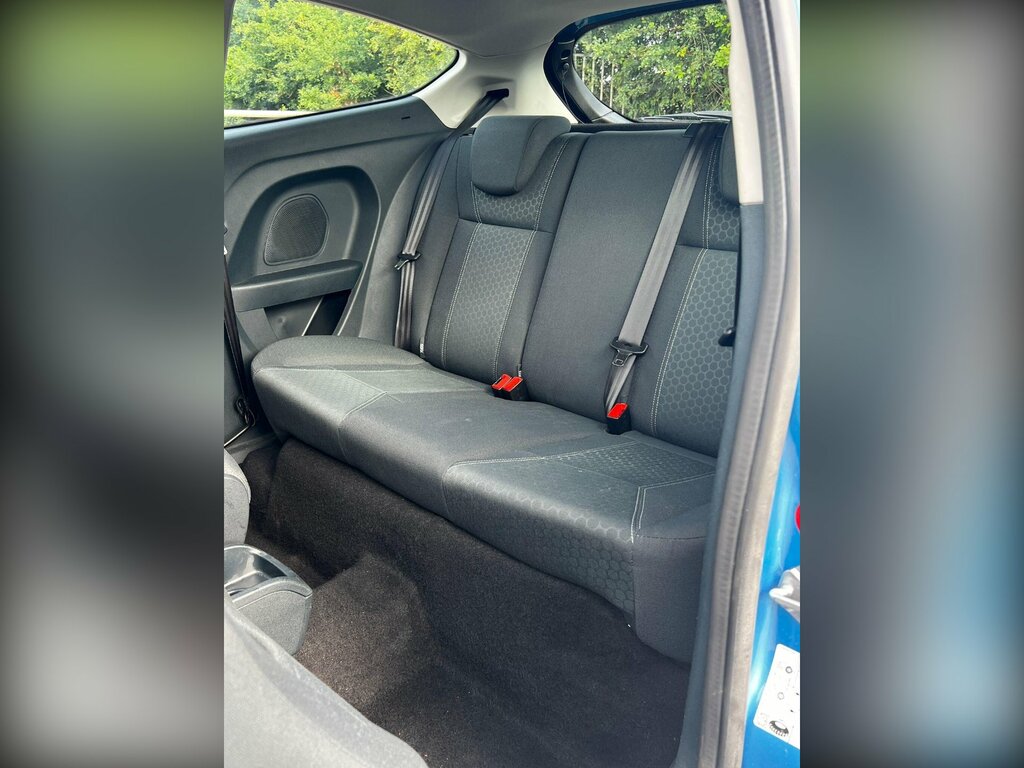 Ford Fiesta 1.25 Zetec Hatchback 133 Gkm, Silver #11