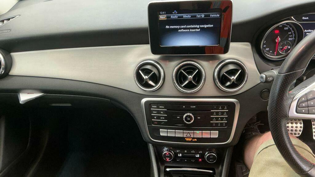 Mercedes-Benz CLA Class 1.6 Cla200 Amg Line Edition Shooting Brake 7G-dct Grey #4