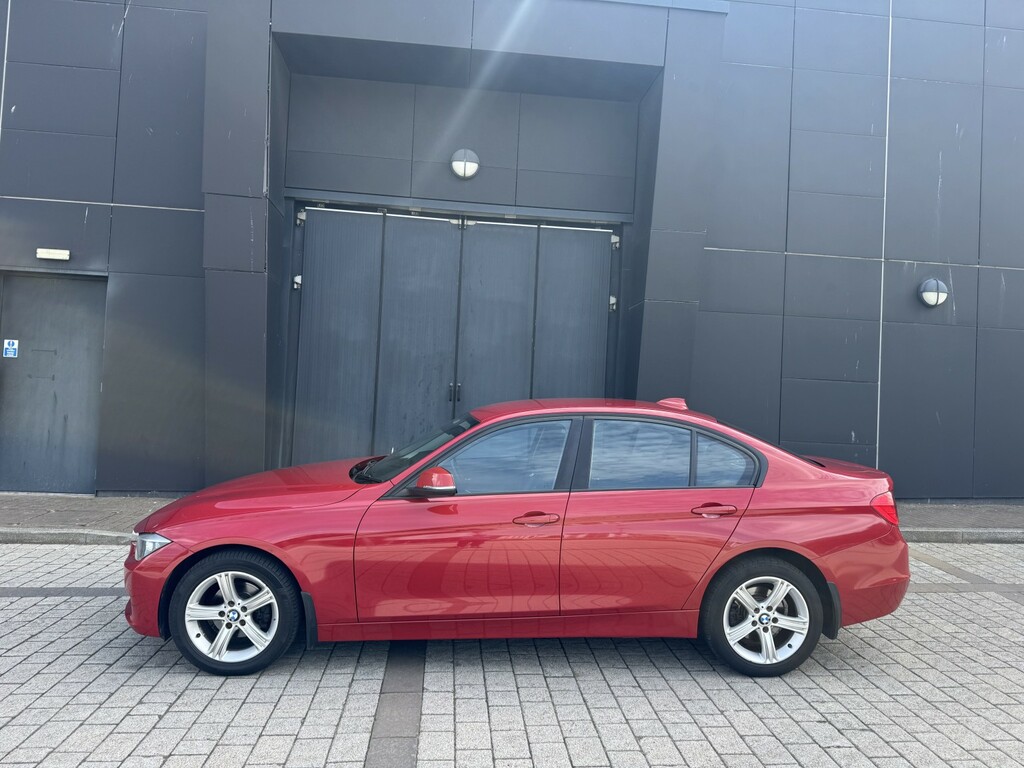 BMW 3 Series 2.0 318D Exclusive Edition Touring Euro 5 Ss Black #7