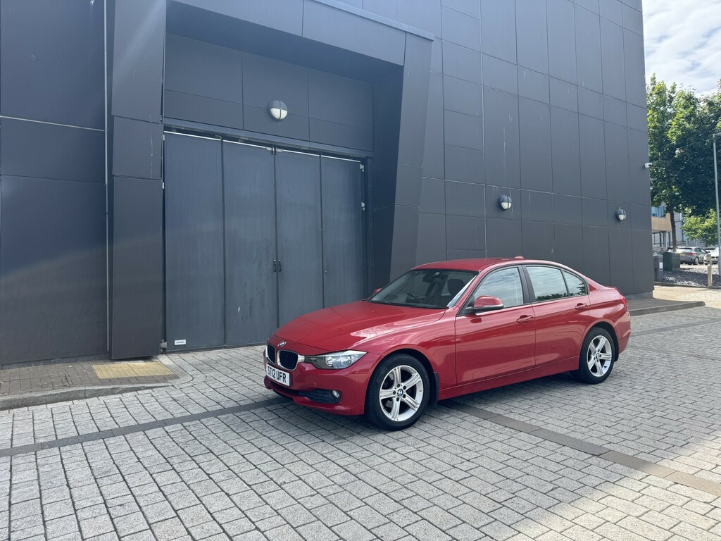 BMW 3 Series 2.0 318D Exclusive Edition Touring Euro 5 Ss Black #9