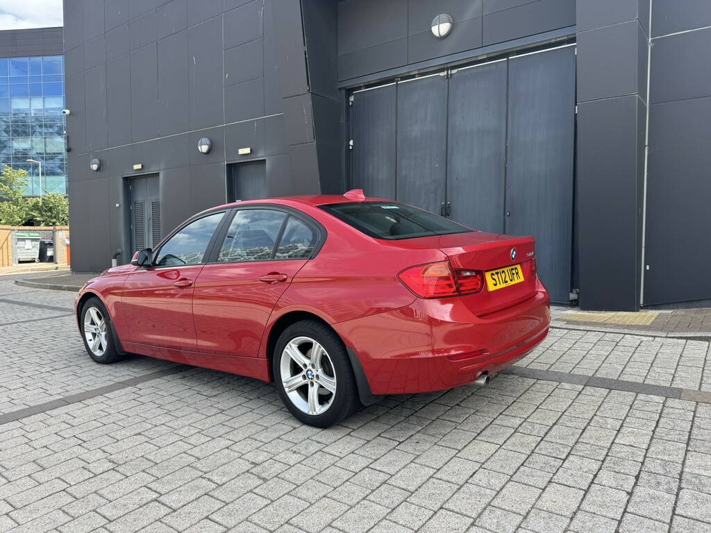 BMW 3 Series 2.0 318D Exclusive Edition Touring Euro 5 Ss Black #31
