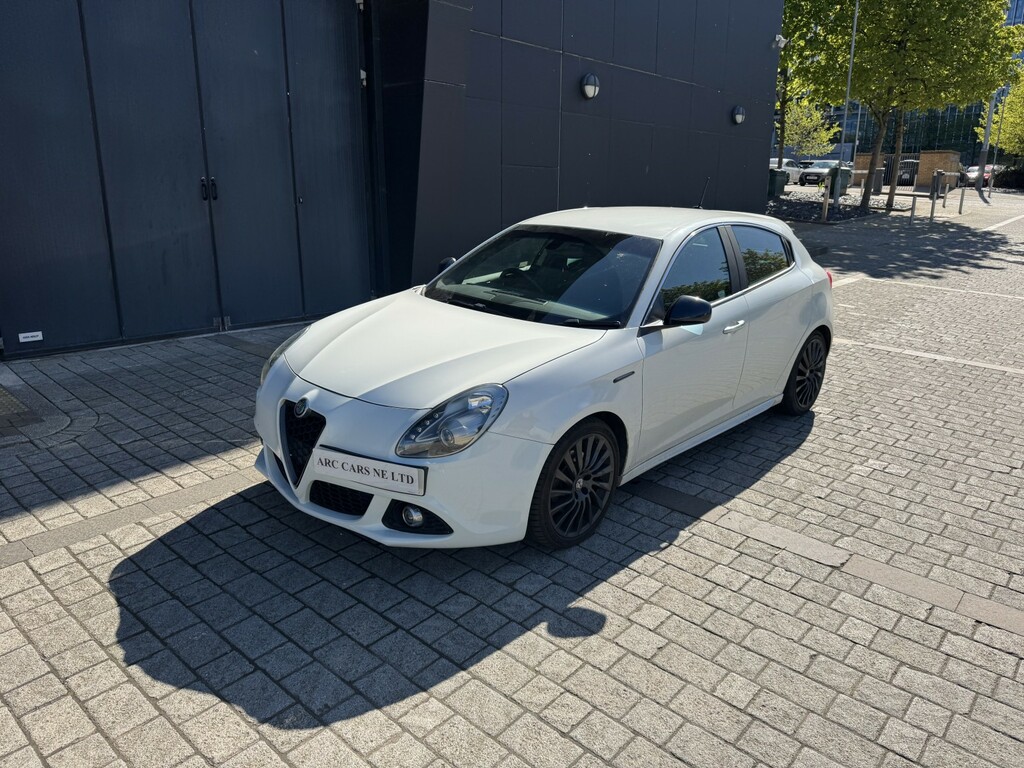 Alfa Romeo Giulietta 1.4 Giulietta 1.4 Tb Multiair 170 Bhp Exclusive White #2