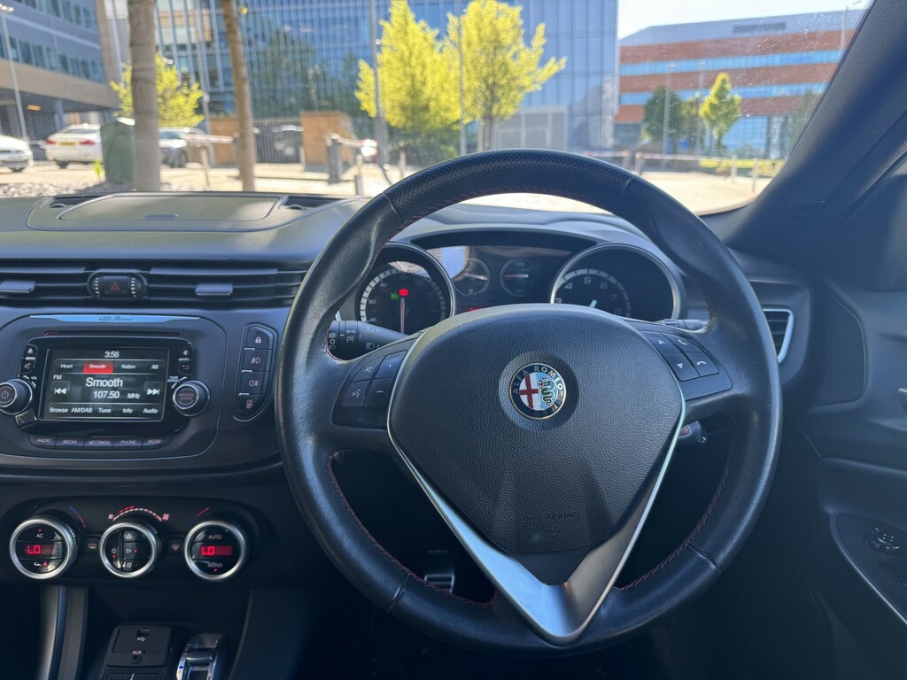 Alfa Romeo Giulietta Hatchback Black #37
