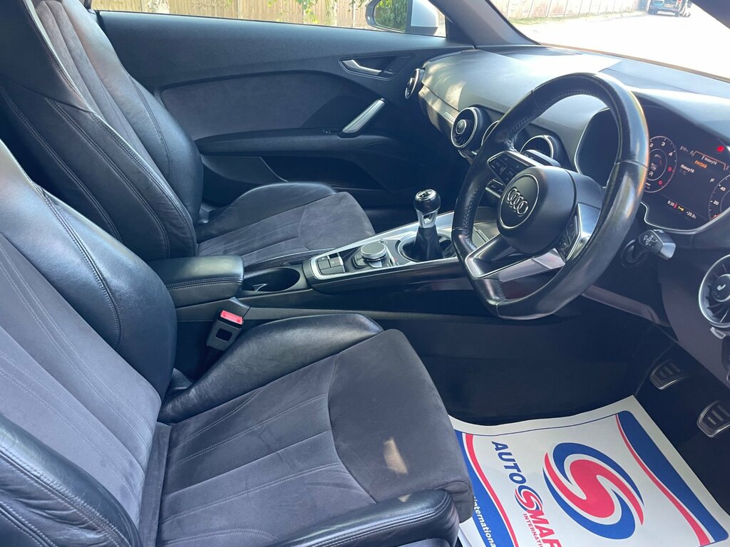 Audi TT 2.0 Tdi Ultra Sport Roadster Eur Silver #2