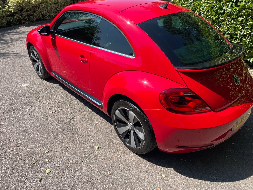 Volkswagen Beetle Hatchback White #13