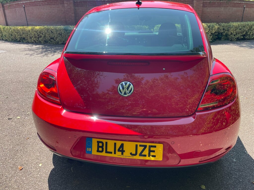 Volkswagen Beetle Hatchback White #11