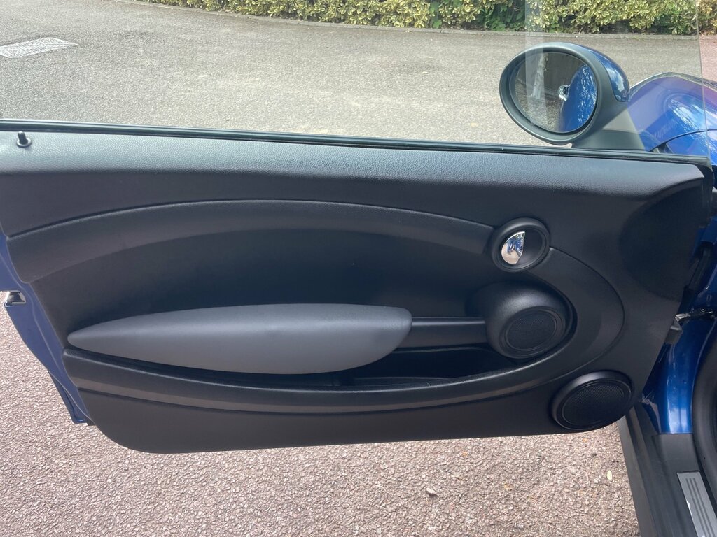 Mini Hatch 1.6 Cooper Hatchback Euro 4 120 Silver #20