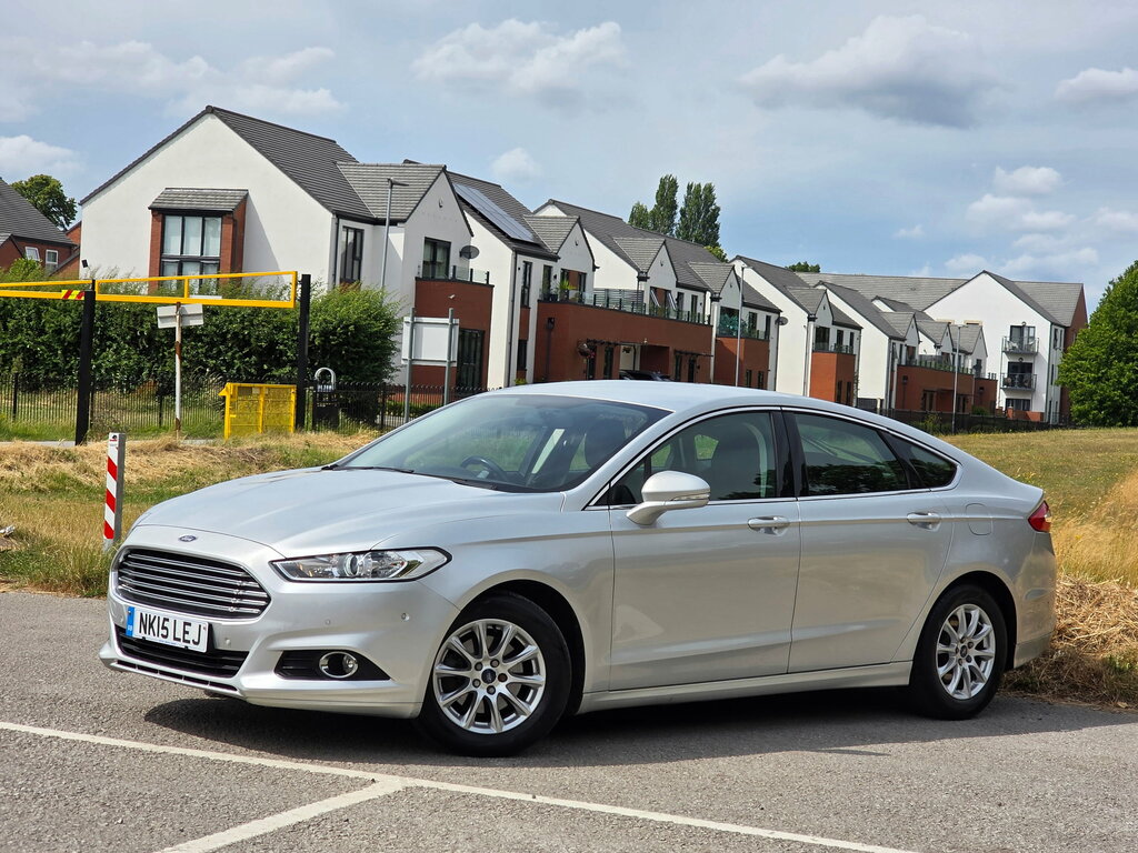Ford Mondeo 2.0 Tdci Econetic Zetec Hatchback Manua Silver #3