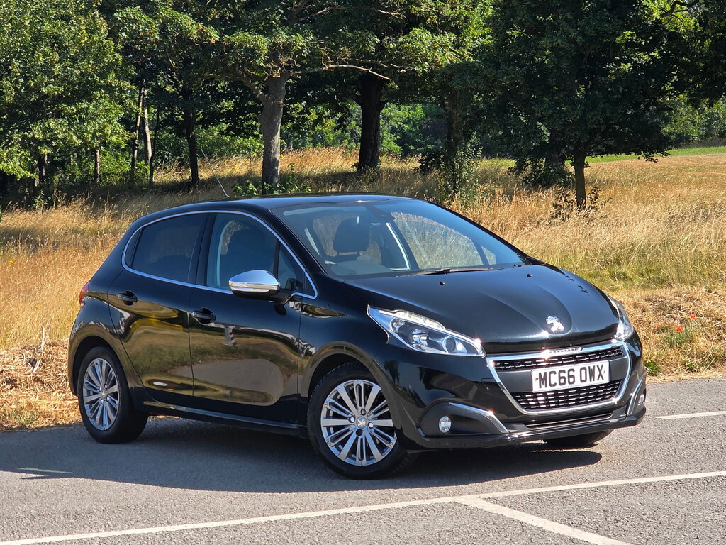Peugeot 208 1.6 Bluehdi Allure Hatchback Eur Black