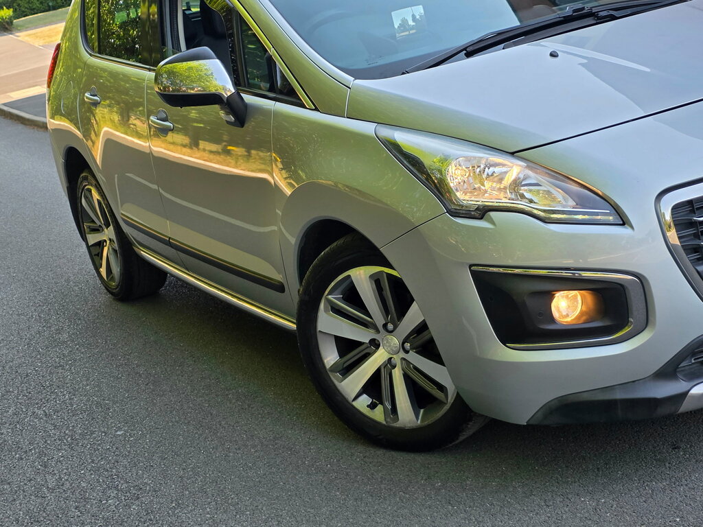 Peugeot 3008 1.6 Hdi Allure Euro 5 Red #50