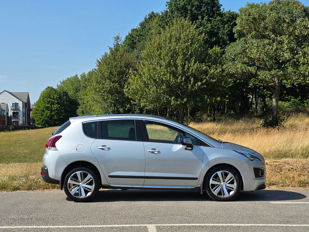 Peugeot 3008 1.6 Hdi Allure Euro 5 Red #8