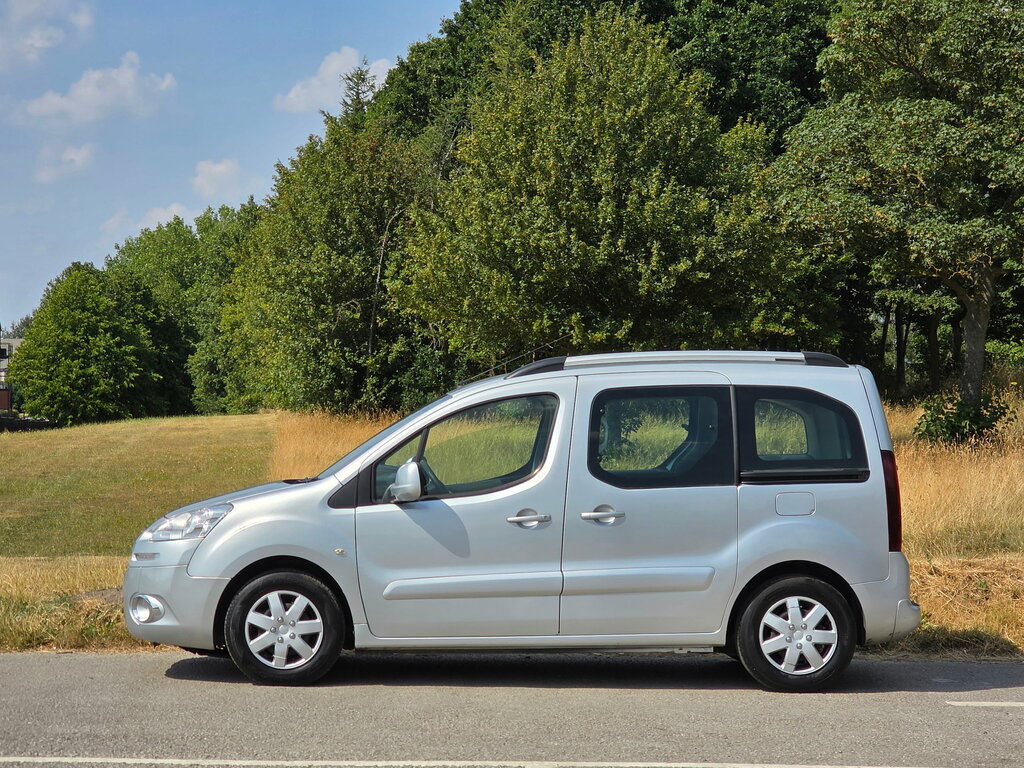 Peugeot Partner Tepee 1.6 Hdi Tepee S Mpv 139 Gkm, 9 Silver #4