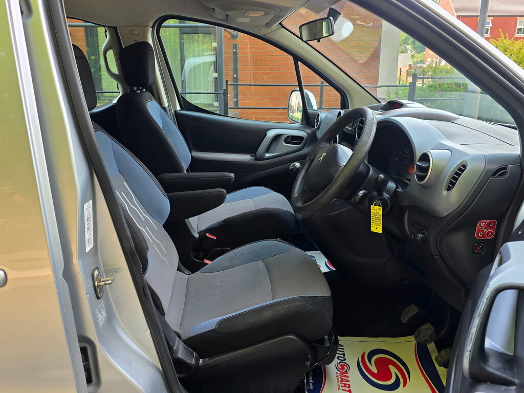 Peugeot Partner Tepee 1.6 Hdi 8V 112 Ps Outdoor Mpv Grey #22
