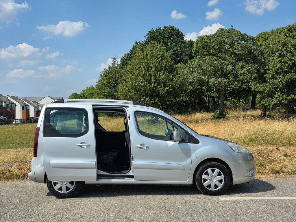 Peugeot Partner Tepee 1.6 Hdi 8V 112 Ps Outdoor Mpv Grey #9