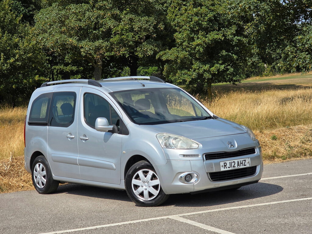 Peugeot Partner Tepee 1.6 Hdi Tepee S Mpv 139 Gkm, 9 Silver