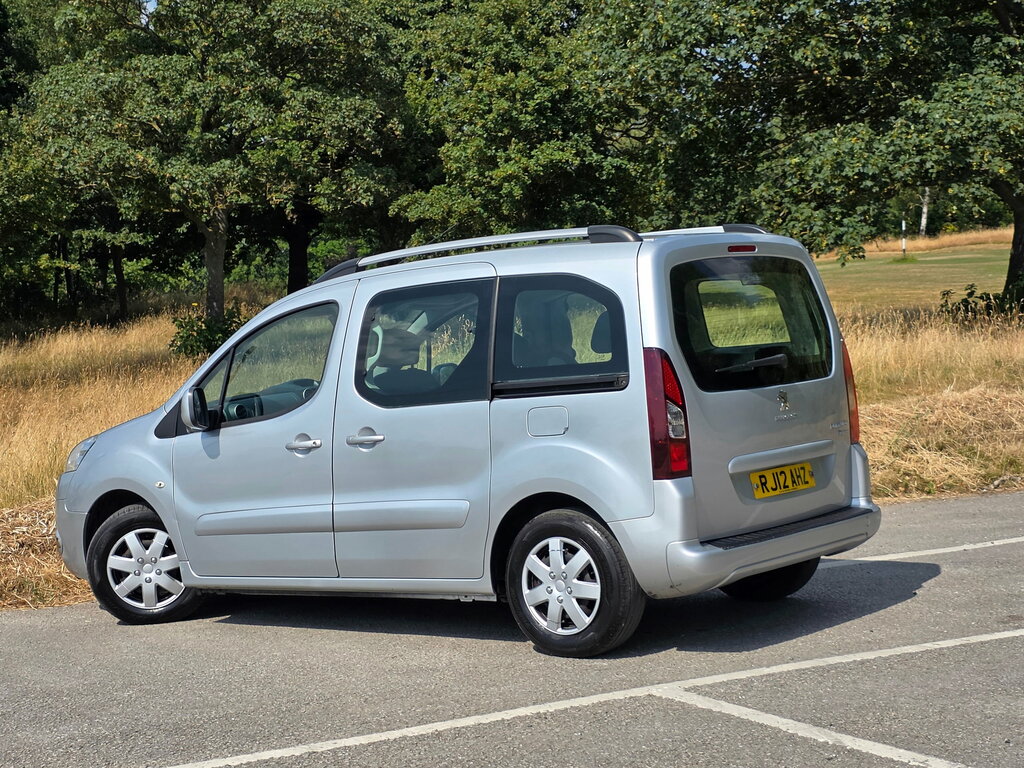 Peugeot Partner Tepee 1.6 Hdi Tepee S Mpv 139 Gkm, 9 Silver #6