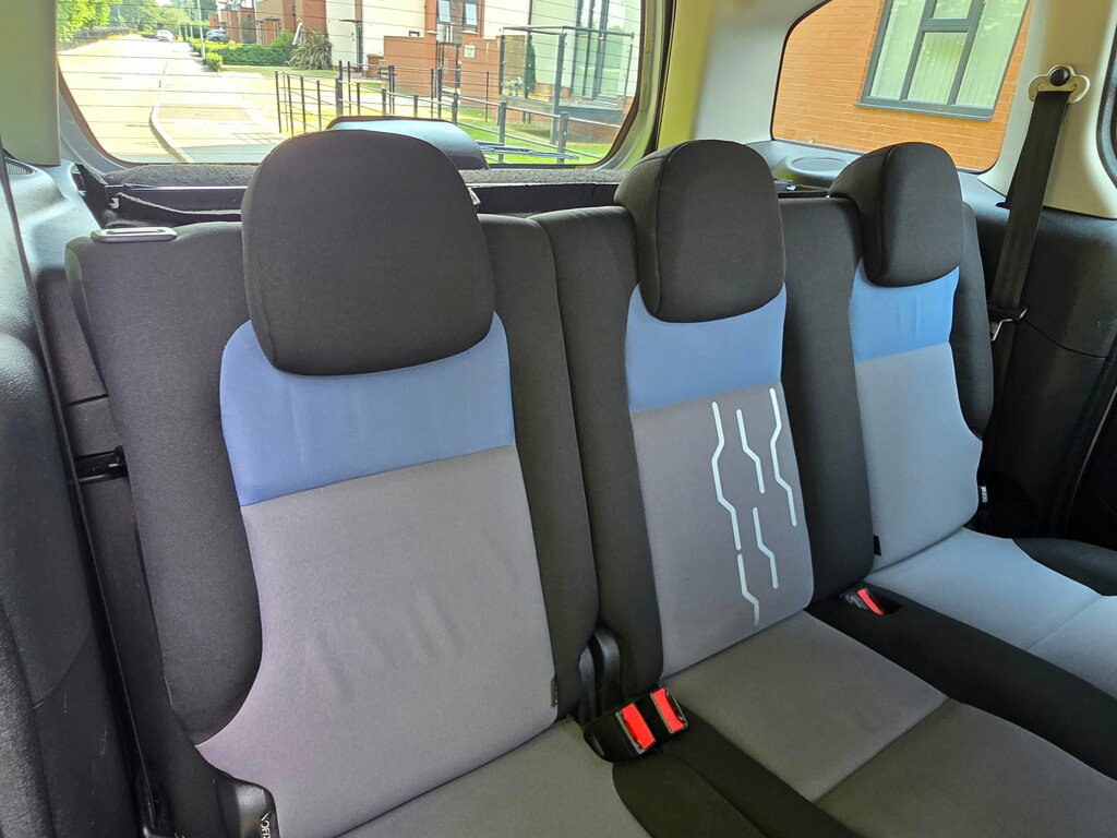Peugeot Partner Tepee 1.6 Hdi 8V 112 Ps Outdoor Mpv Grey #17